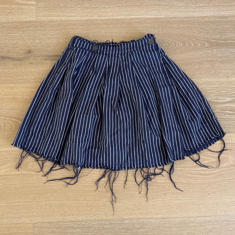 Basic Pleasure Mode Skirt Distressed Striped Pleated Size 8 Purple White